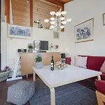 Two-bedroom In Hébergement de vacances *