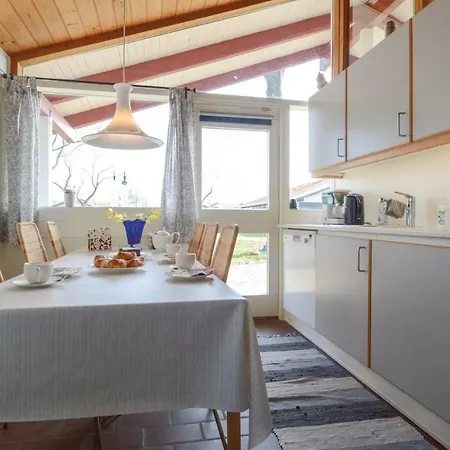 Two-bedroom In Hébergement de vacances Åbenrå